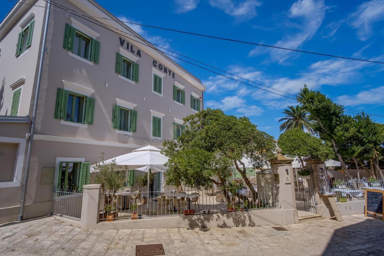 Hotel Vila Conte Veli Losinj Luaran gambar
