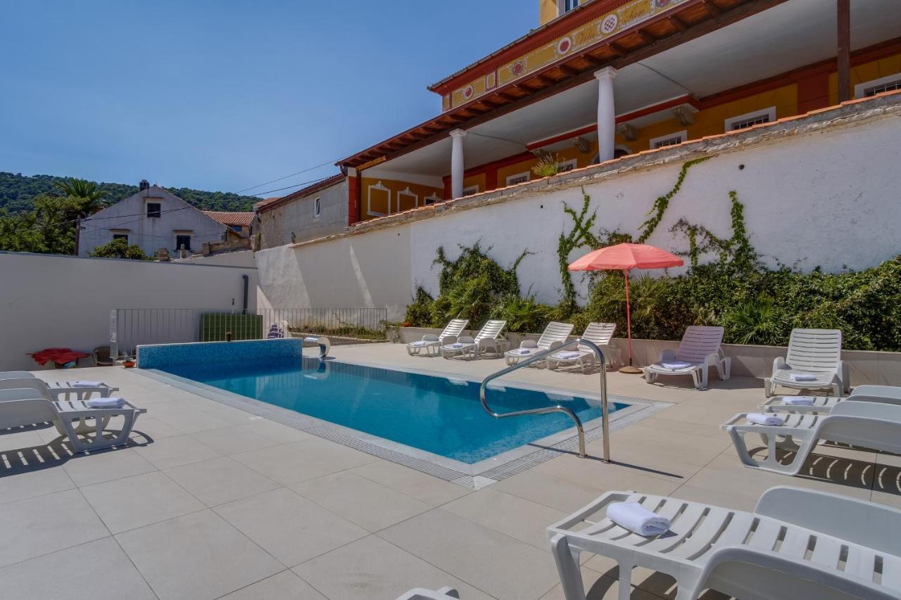 Hotel Vila Conte Veli Losinj Luaran gambar