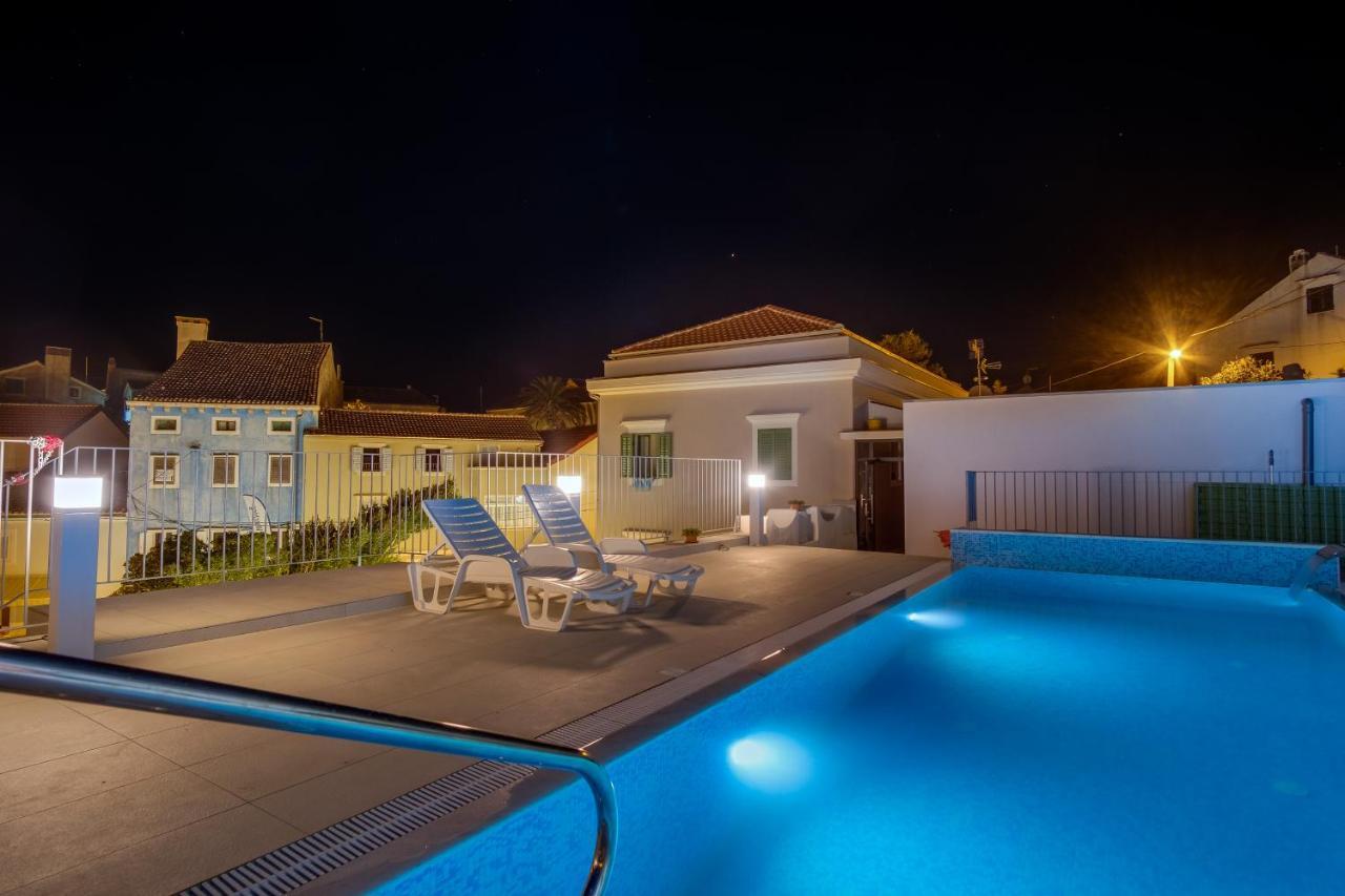 Hotel Vila Conte Veli Losinj Luaran gambar